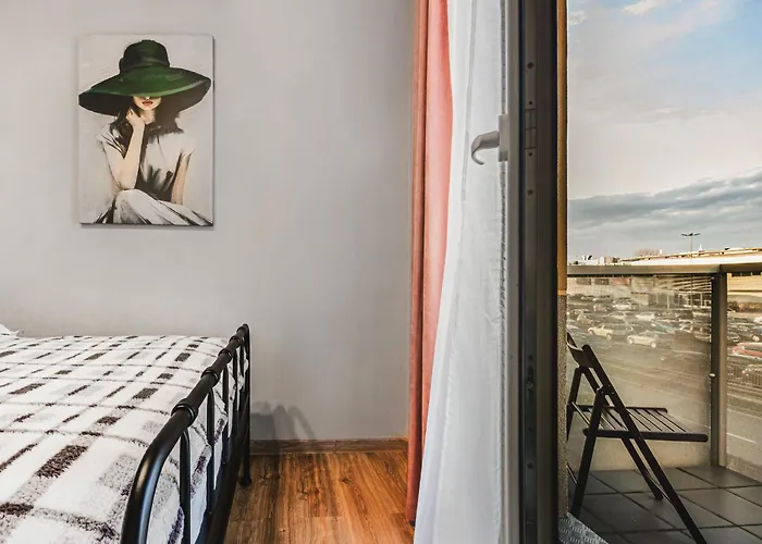 Komfort 2 Sypialnie Parking Klima Apartment *